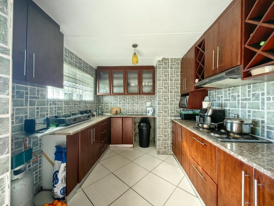 To Let 2 Bedroom Property for Rent in Rocklands Western Cape
